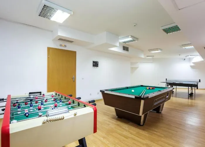 Apartment 705 In The Stream *